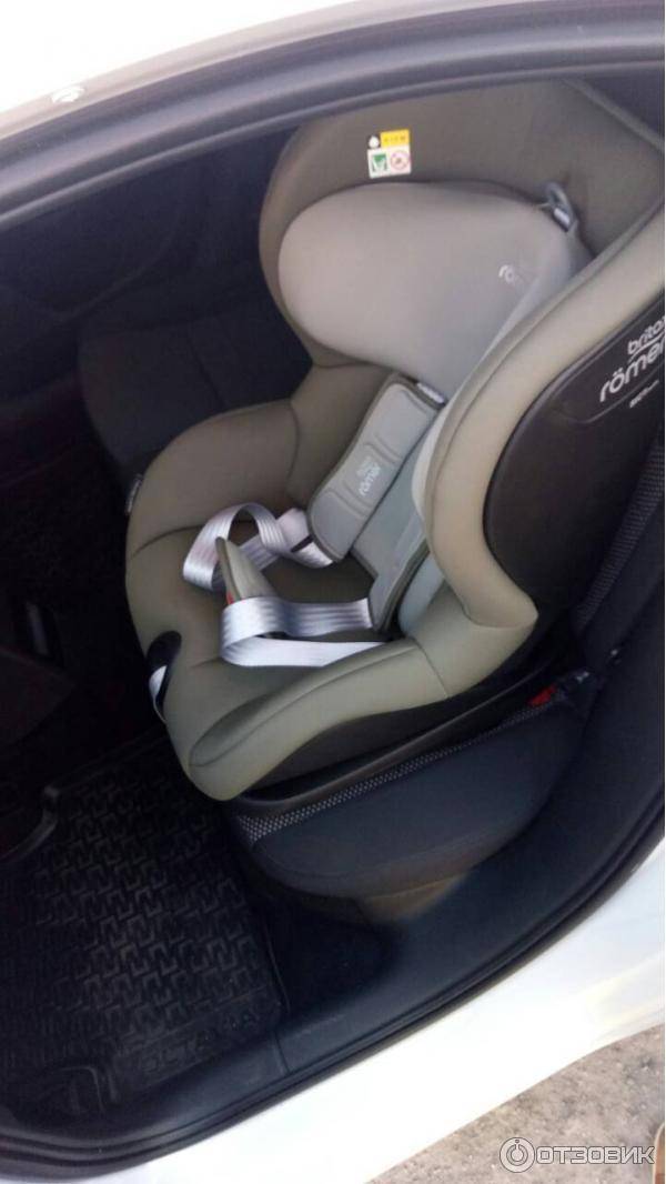 Автокресла maxi-cosi cabriofix и britax römer baby safe plus ii: сравнительный обзор, отличия