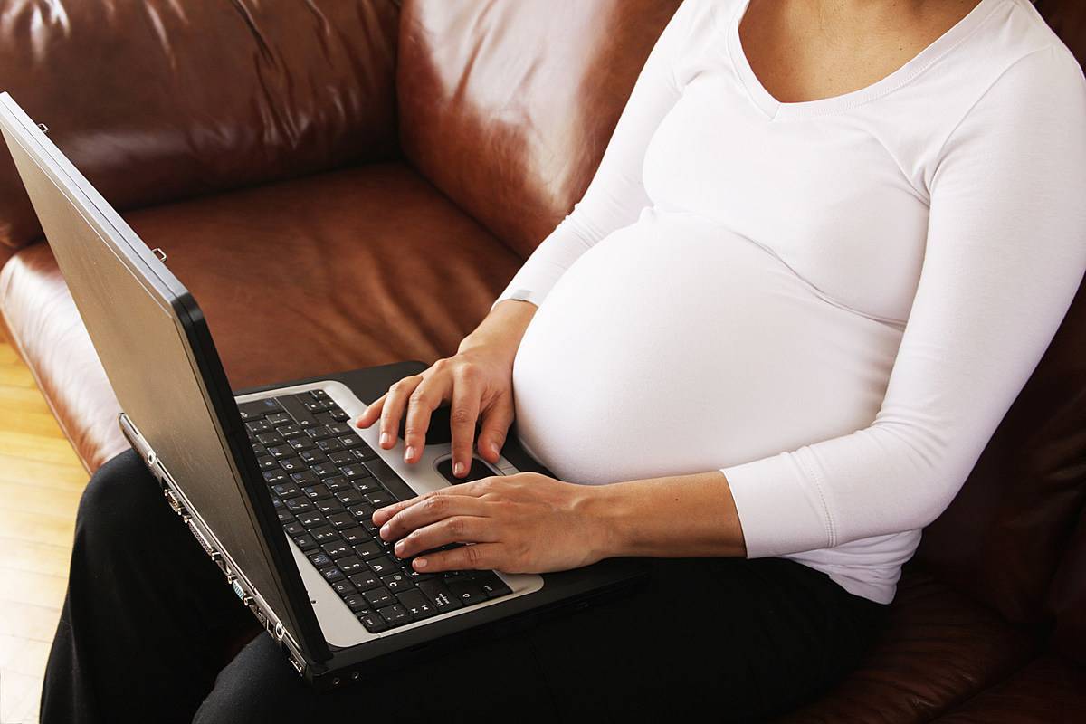 ᐉ беременность и компьютер безопасное расстояние. можно ли беременным работать за компьютером - ➡ sp-kupavna.ru