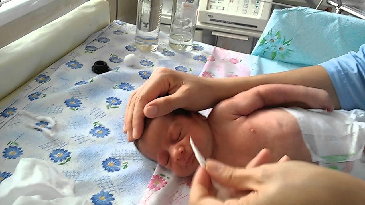 Промывание носа у грудничков