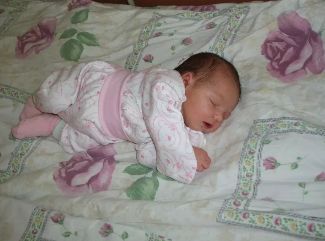 Новорожденный много спит