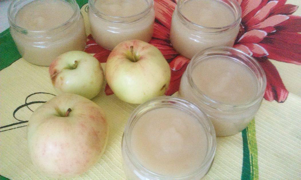Приготовление яблочного пюре грудничку своими руками: как сделать из свежих яблок