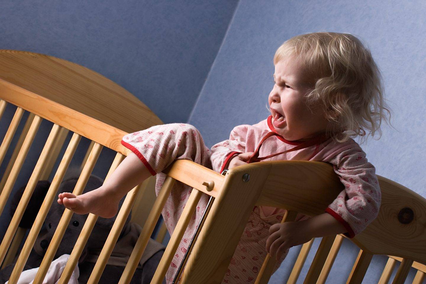 Что делать измученным родителям, если грудничок плохо спит: советы