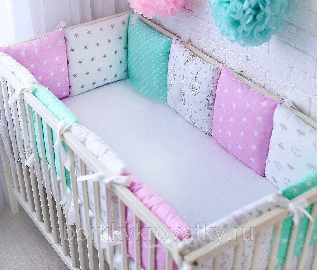 Выбираем цветные бортики в кроватку для новорожденных мальчиков и девочек правильно