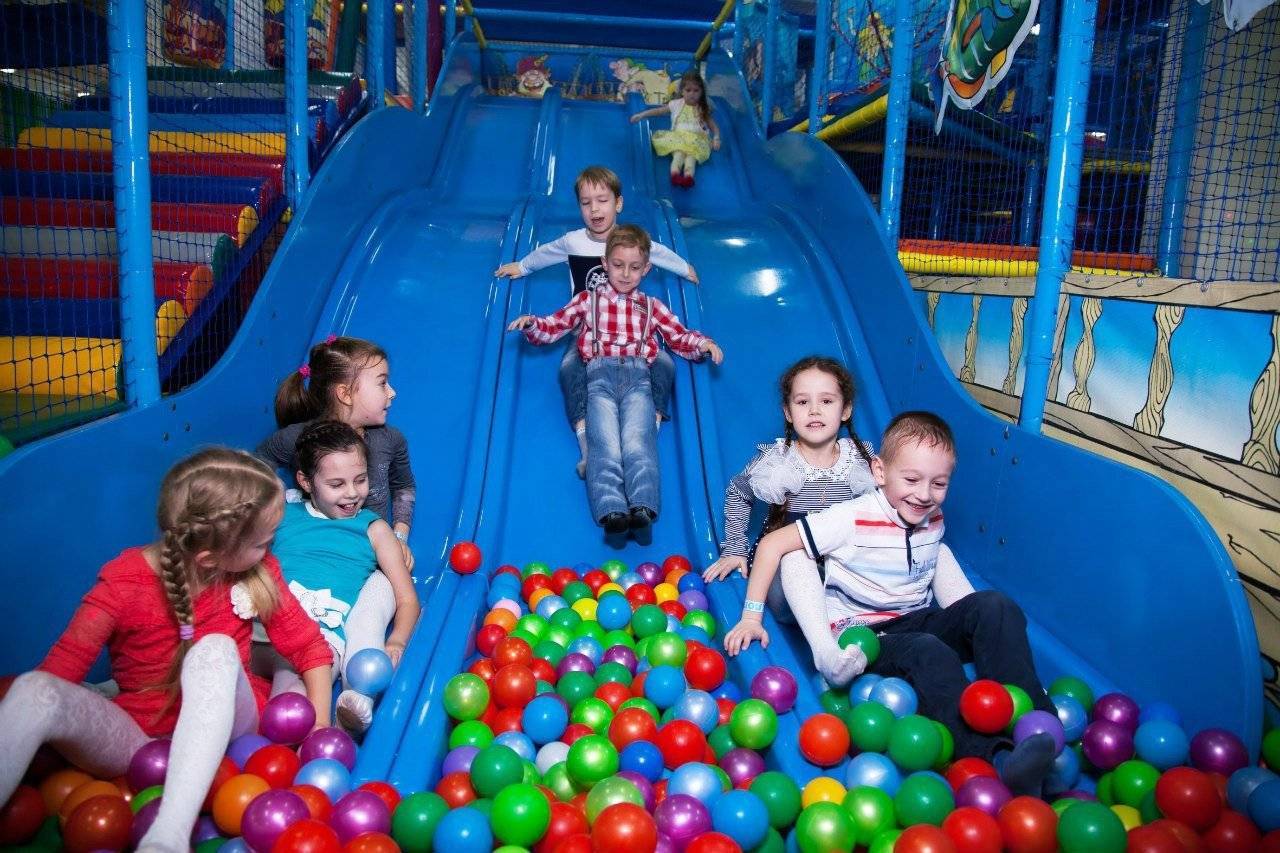 12 парков развлечений в россии: для мальчишек, девчонок, а также их родителей