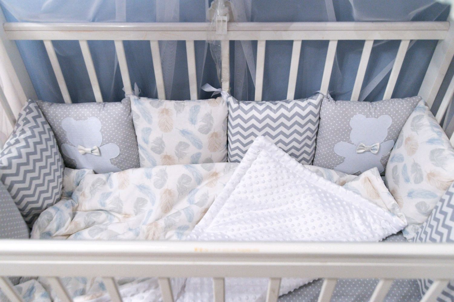 Бампер в кроватку для новорожденных: фото и видео