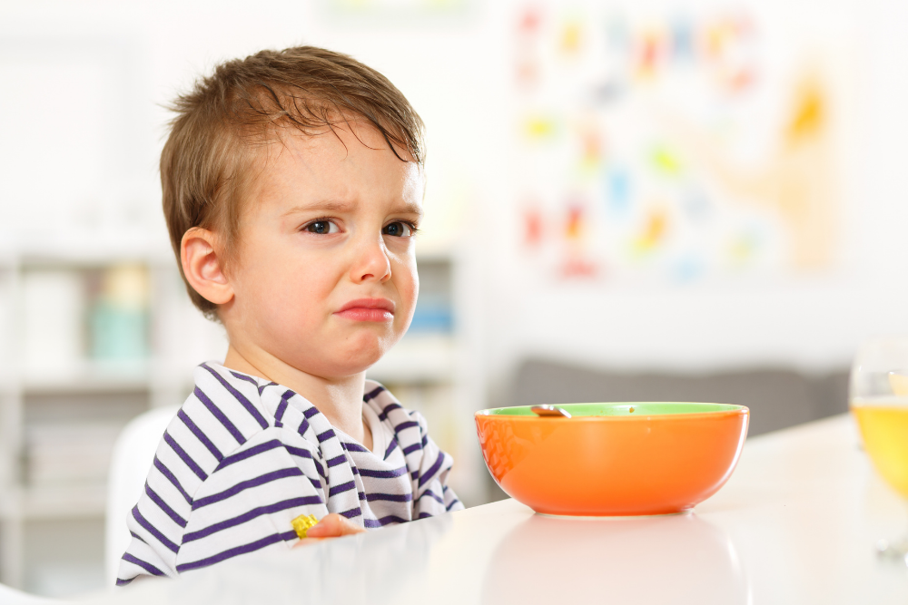 Плохой аппетит у ребёнка: причины, что делать
