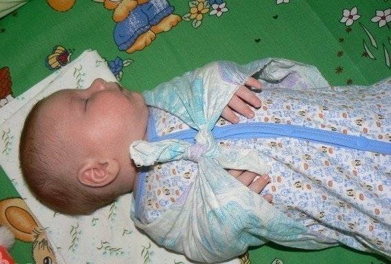 Пеленательный период: до какого возраста пеленать ребенка и как отучить его от пеленок?