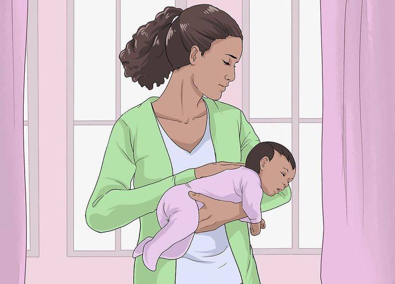 Позы для ношения ребенка: как правильно держать и носить малыша?