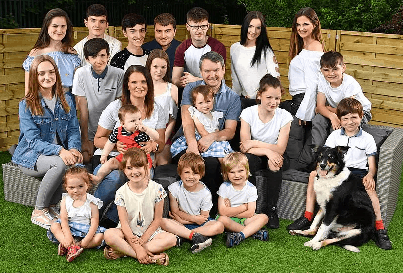 У кого из звезд 4 детей: самые многодетные звездные родители | marieclaire |  