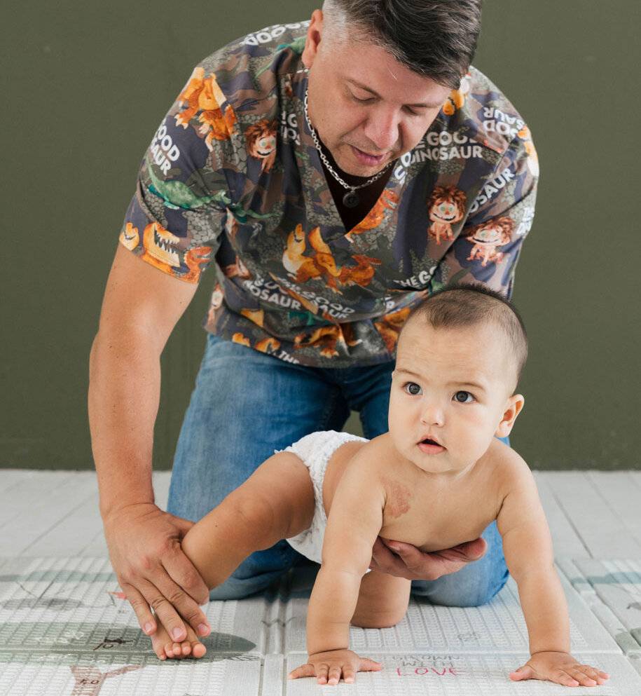 Зачем человеку ползать