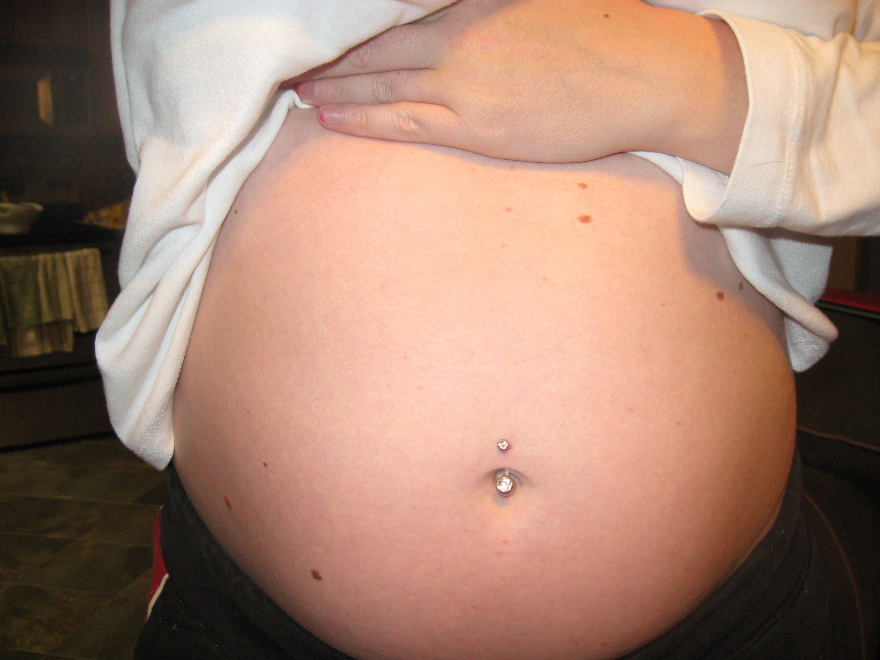 Тату, увеличение груди и пирсинг пупка при беременности · всё о беременности, родах, развитии ребенка, а также воспитании и уходе за ним на babyzzz.ru