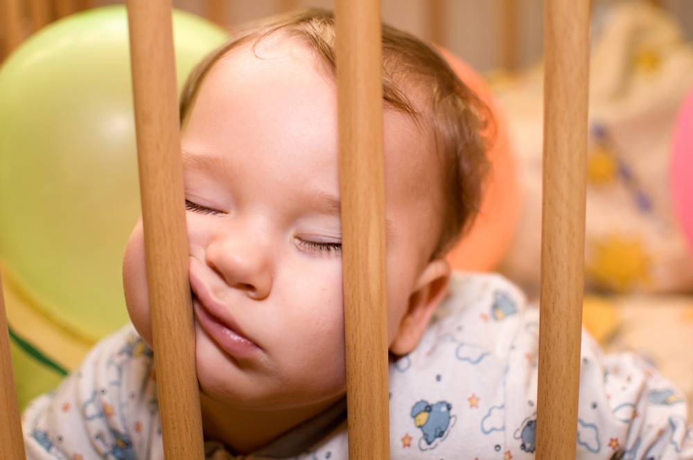Что делать, если малыш плохо спит по ночам? | статьи - similac