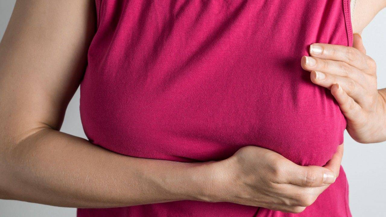 Что делать, если кормящая женщина застудила грудь: симптомы и лечение проблемы