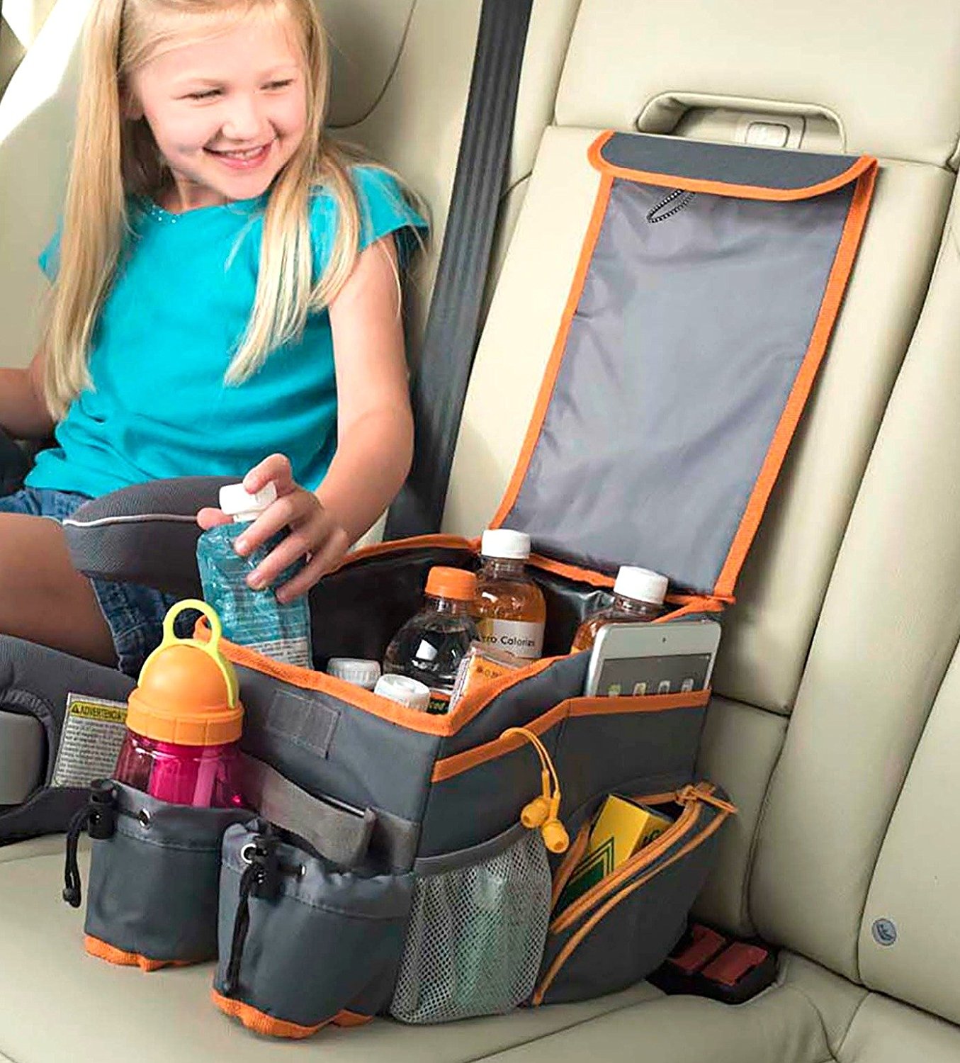 Брать детей в путешествия. Приспособления в машину для путешествий с детьми. Путешествуем с детьми на автомобиле. Поездка с детьми на машине. Аксессуары для путешествий на автомобиле.
