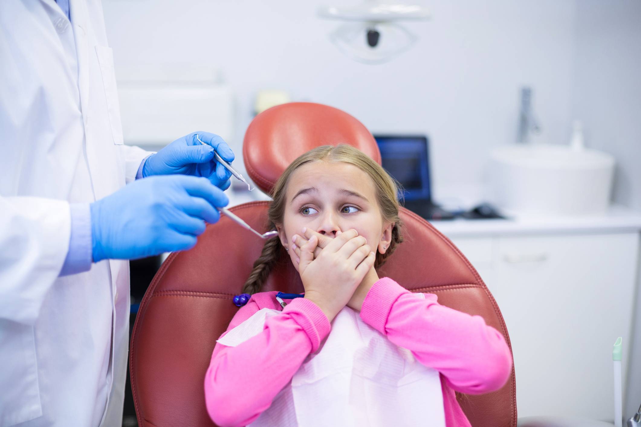 Дентофобия: причины появления и способы борьбы с боязнью стоматологов