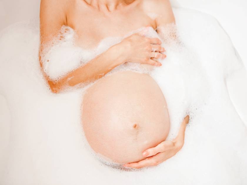 Можно ли принимать ванну беременным?