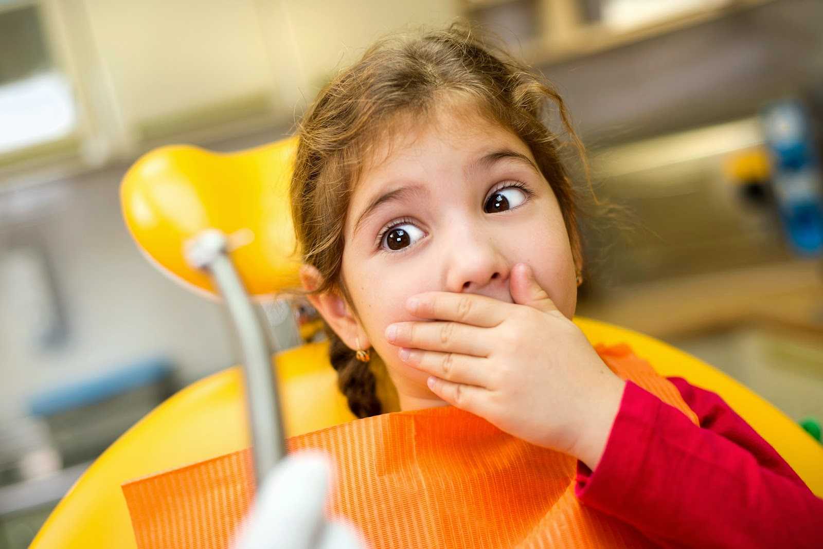 Ребёнок боится стоматолога: что делать — выискали