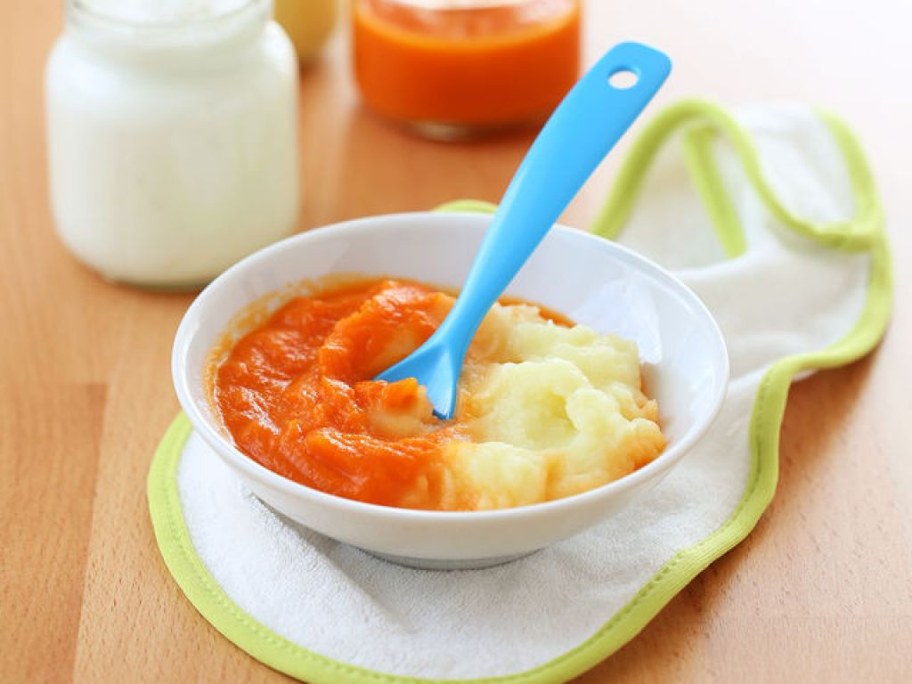 Как приготовить фруктовое пюре для детей в домашних условиях