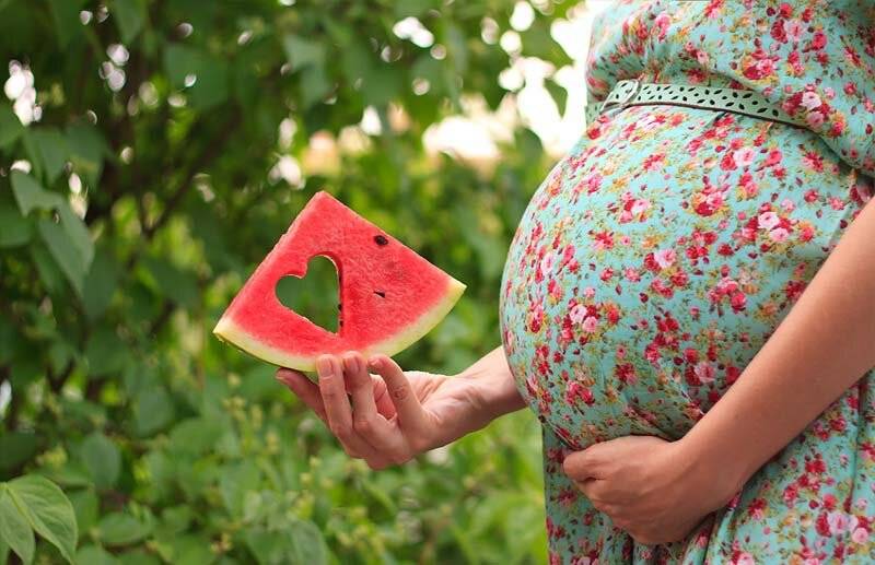 Можно ли беременным есть арбуз, дыню, виноград и персики