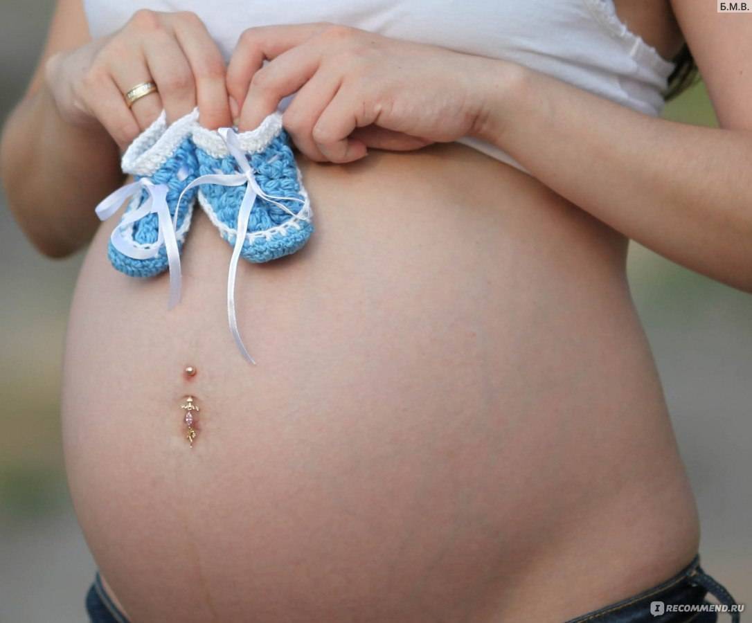 Пирсинг для беременных в пупке: можно ли носить во время ранних или поздних сроков, стоит ли снимать перед родами, и что делать, если пупок с сережкой чешется