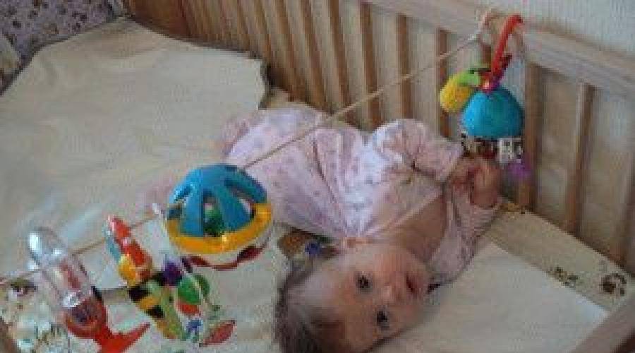 Почему грудной ребенок выгибает дугой спину, запрокидывает голову, кричит и плачет?