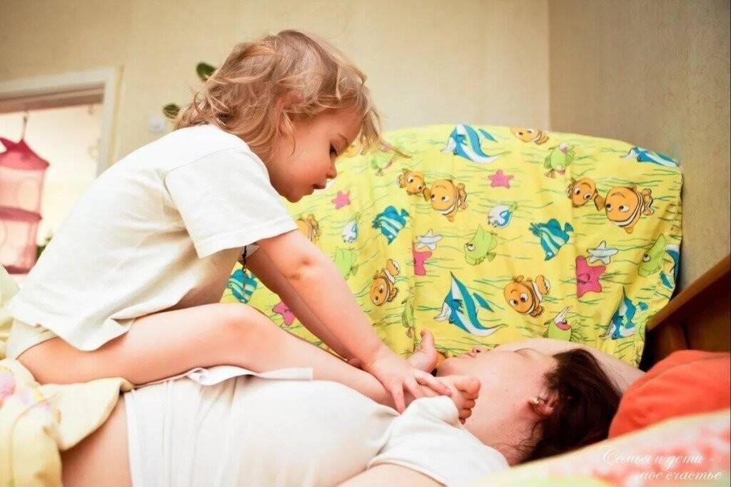 Как переложить ребенка, чтобы он не проснулся